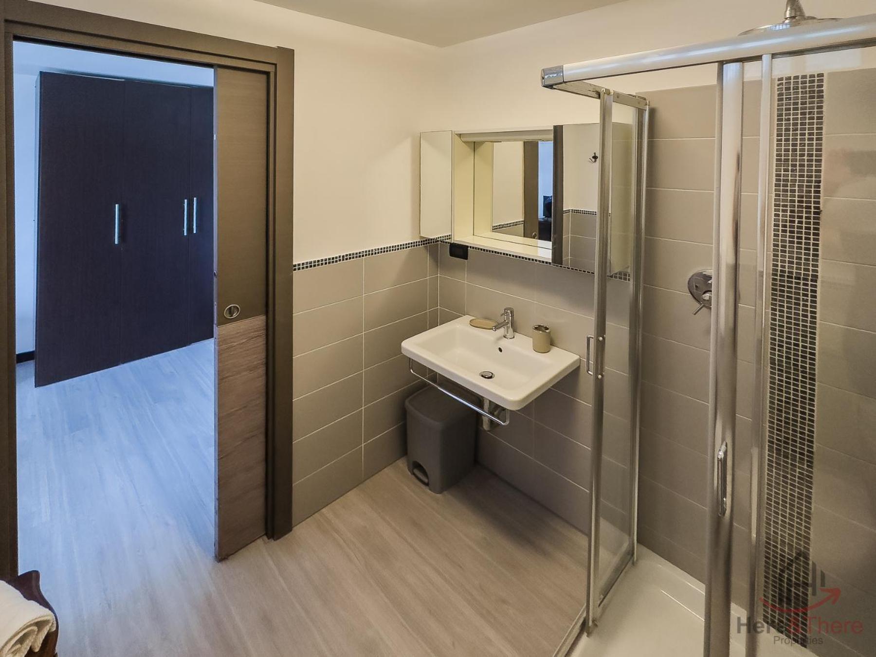 Sea View Penthouse - Free Park - Wifi Apartment Savona