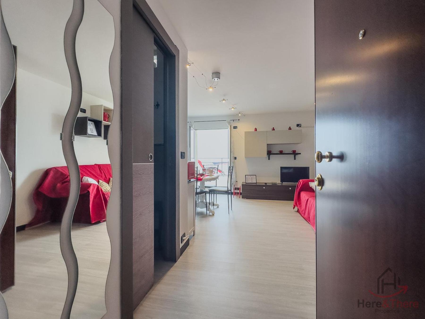 Sea View Penthouse - Free Park - Wifi